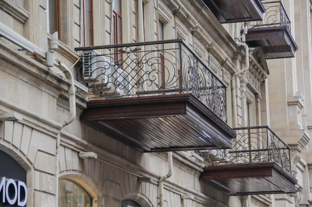 Solo Hotel On Nizami Street Баку Экстерьер фото