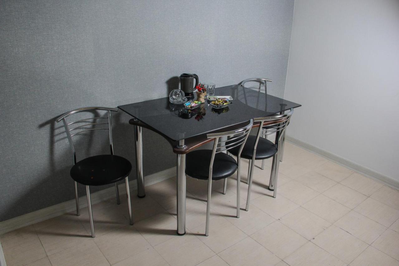 Solo Hotel On Nizami Street Баку Экстерьер фото