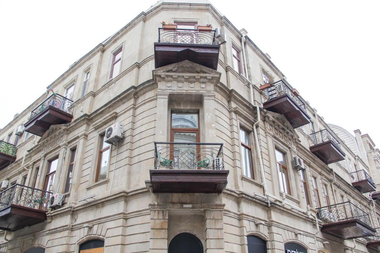 Solo Hotel On Nizami Street Баку Экстерьер фото