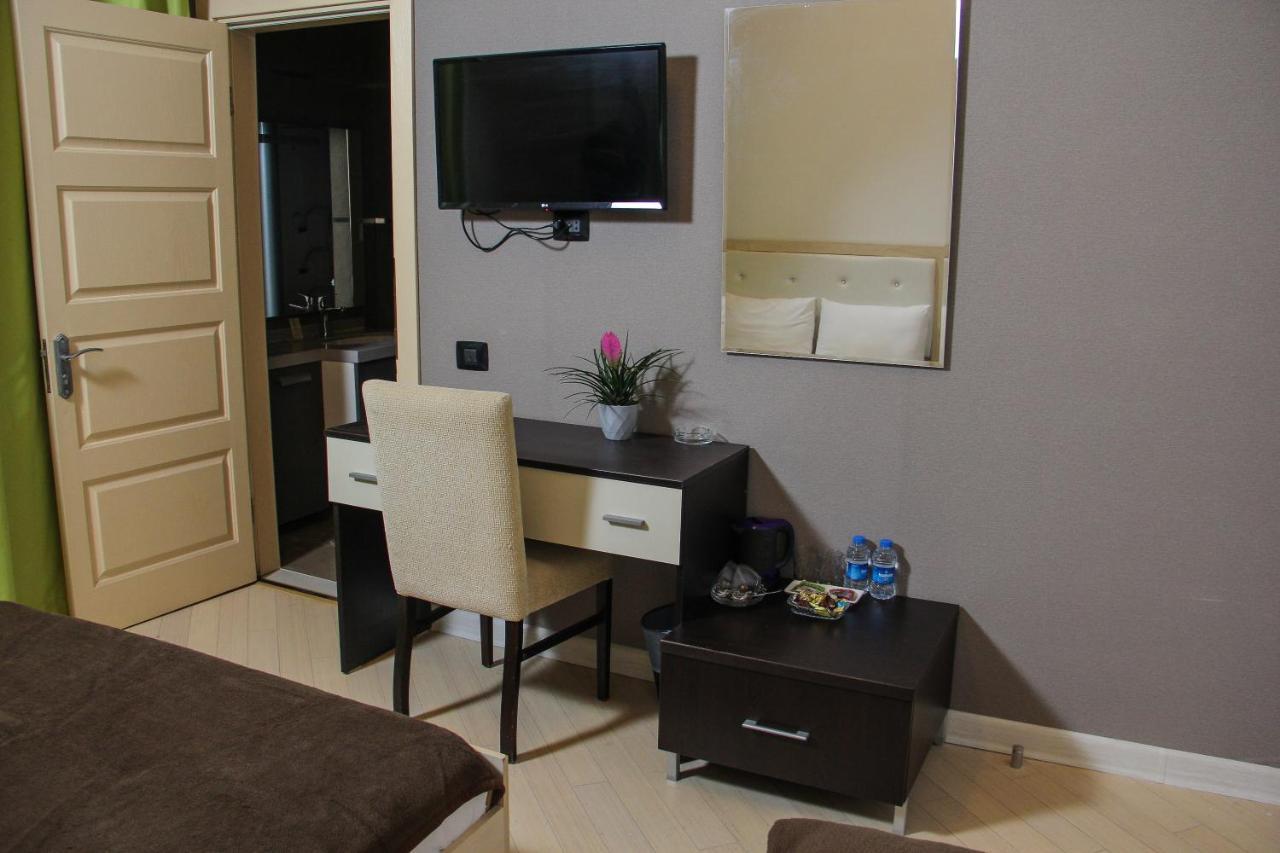 Solo Hotel On Nizami Street Баку Экстерьер фото