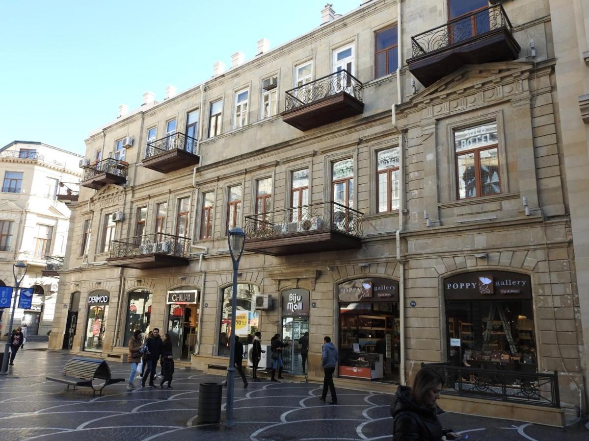 Solo Hotel On Nizami Street Баку Экстерьер фото